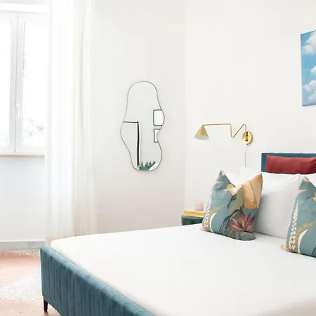 Di Design - Metro Re Di Apartment