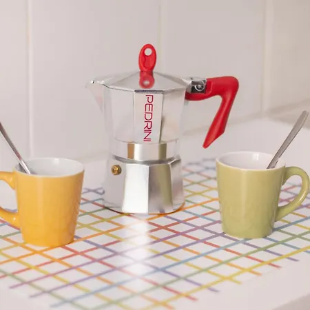 Di Design - Metro Re Di Apartment *