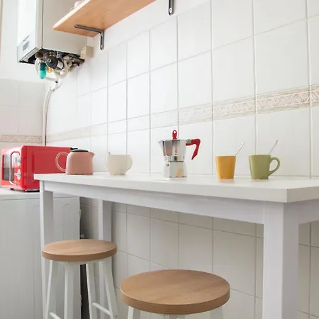 Apartment Di Design - Metro Re Di